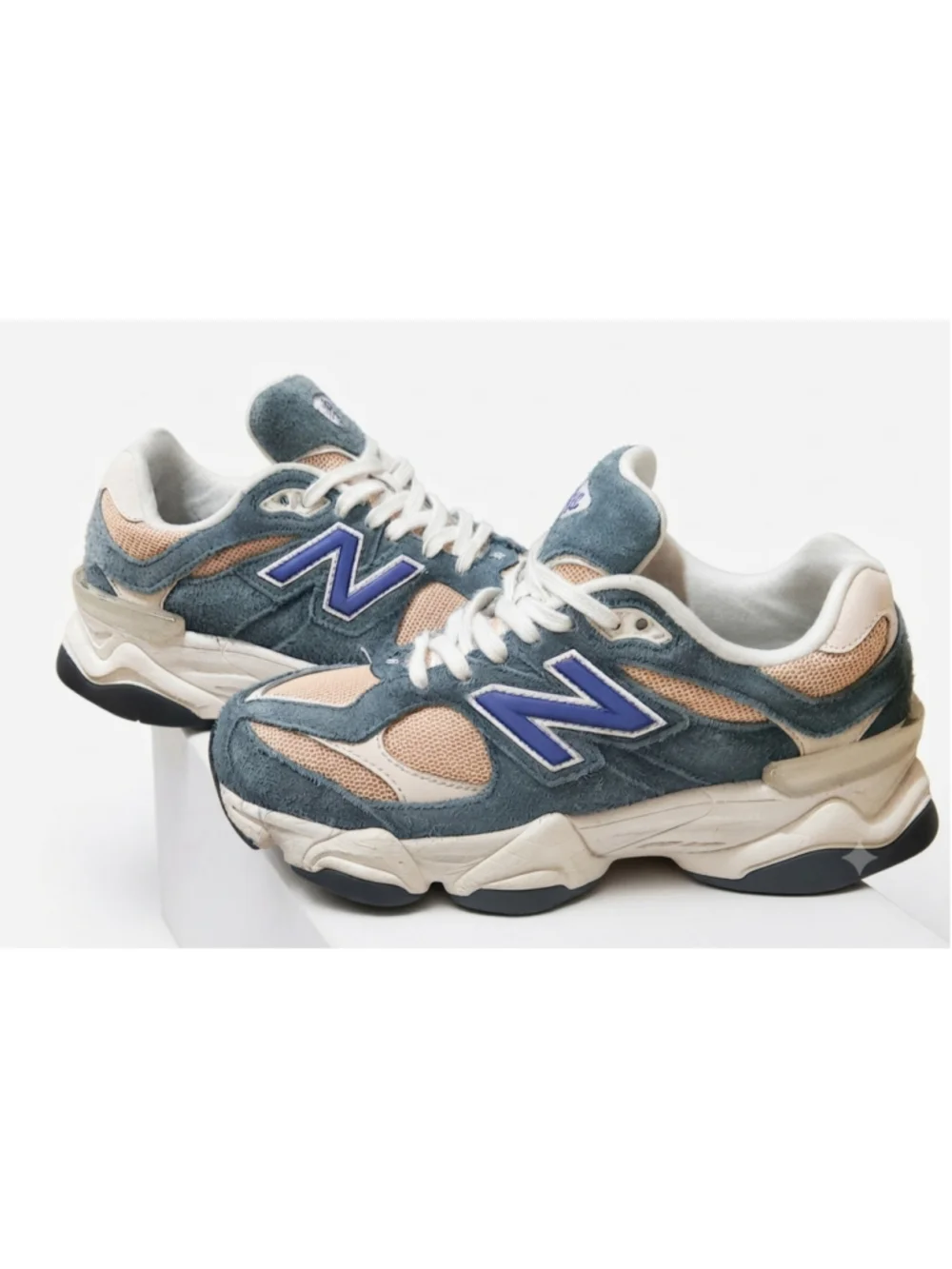 New Balance 9060 Boys Sneakers Spruce Peach Blossom Running Shoes GC9060GP sz 4